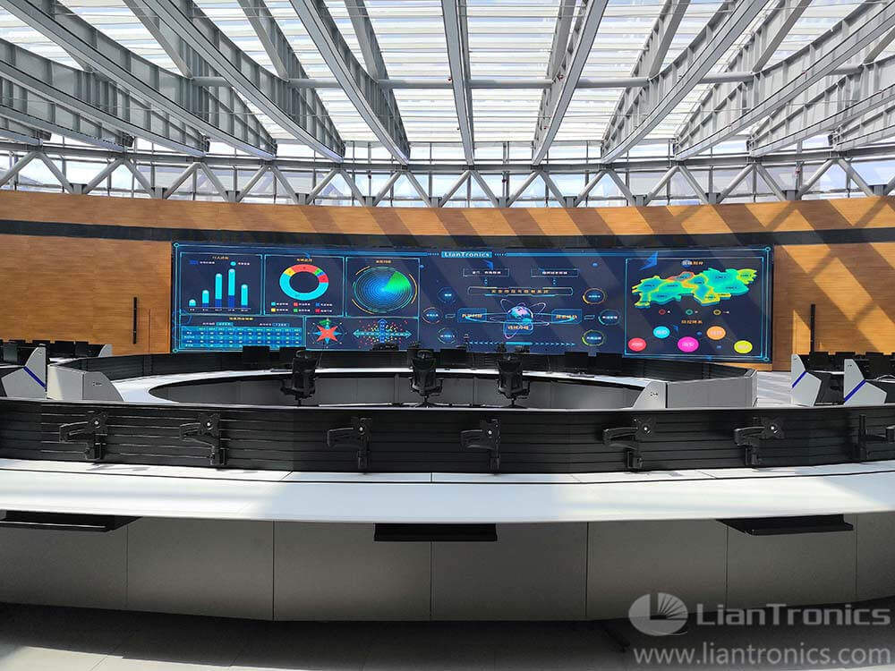 Jiang - à iCloud Large Computing Data Center, Chine